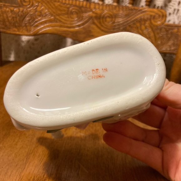 Elephant and Cart Trinket Dish Figure - Floral Detail, Gold Accents - Picture 11 of 14